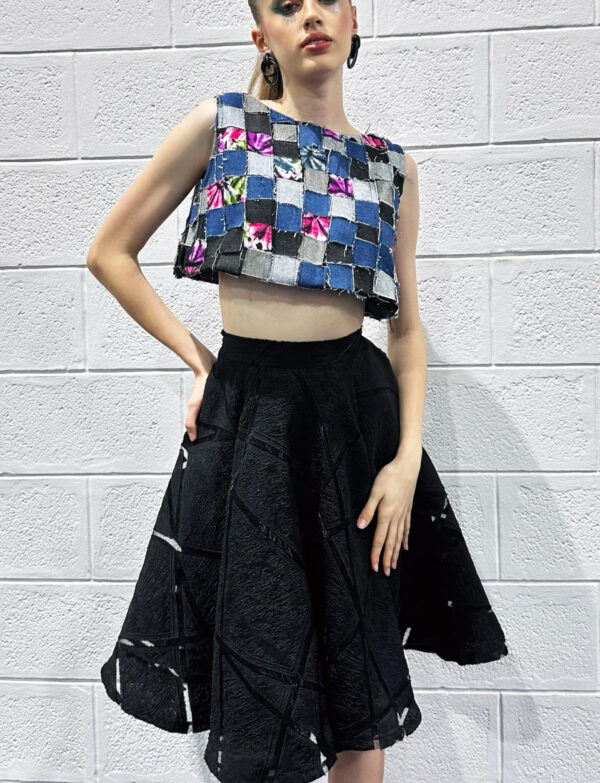 Zoomed in Mona Jeans Patch Crop Top1 osalucouture